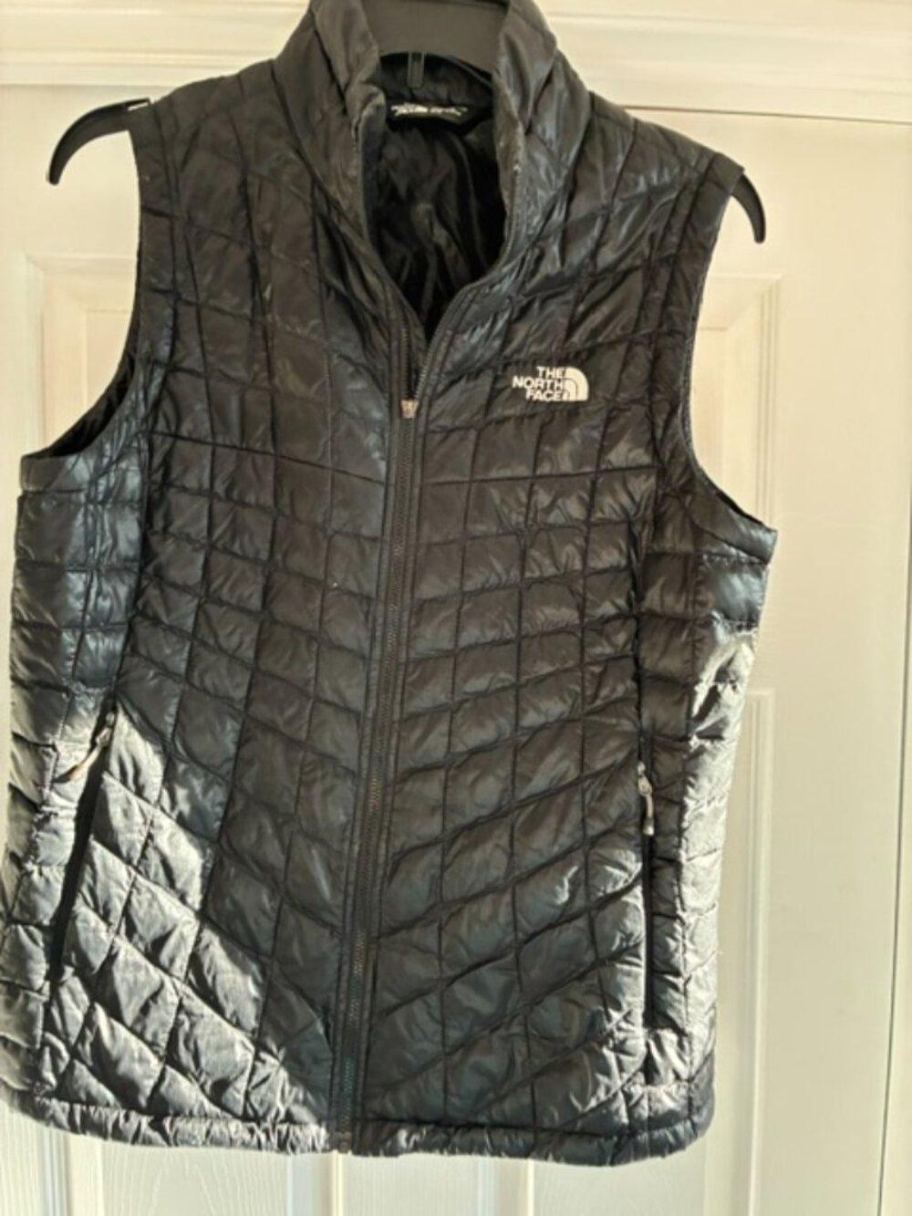 The North Face Thermoball Eco Vest Womens Medium Black Quilted Puffer